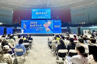 记者：作为领头羊的申花进步明显，是2024赛季中超的夺冠热门