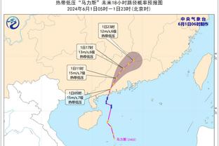 苦苦支撑！斯科蒂-巴恩斯半场10中7&6罚5中拿到20分6助攻